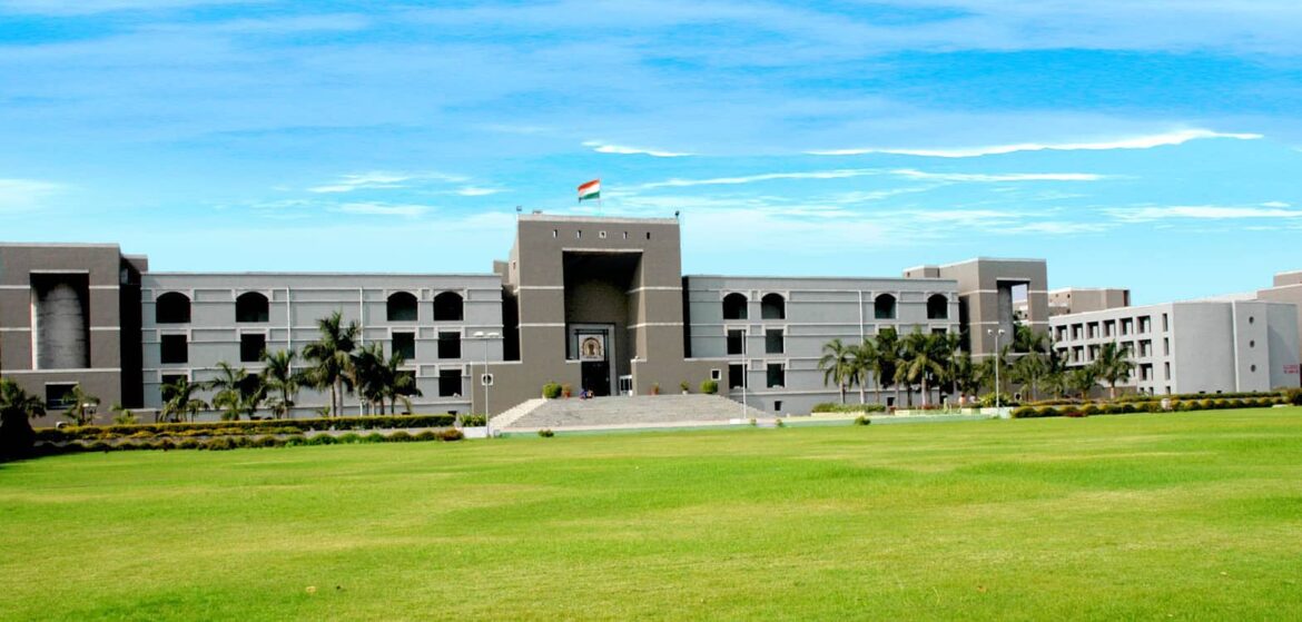 Gujarat HC rejects writ petitions for extension of ITR and tax audit